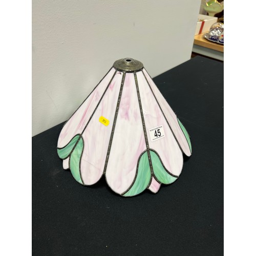 45 - Tiffany style lamp shade