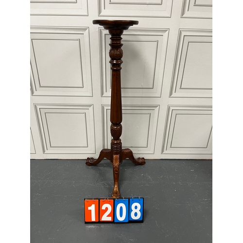 1208 - Victorian style mahogany plant stand on ball and claw feet