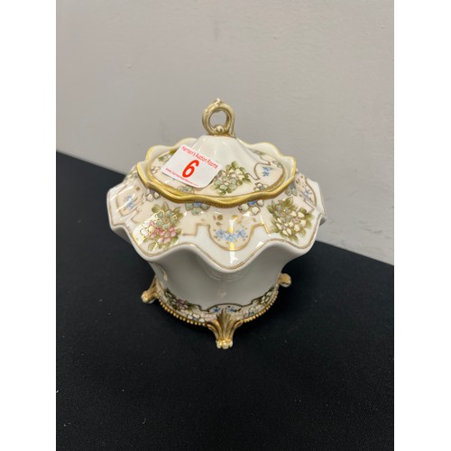 6 - Vitage Noritaki lidded pot