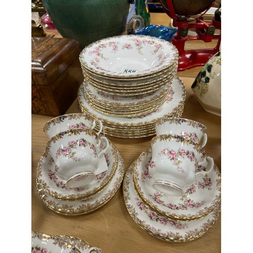 Royal albert tea / dinner ware ' dimity rose'