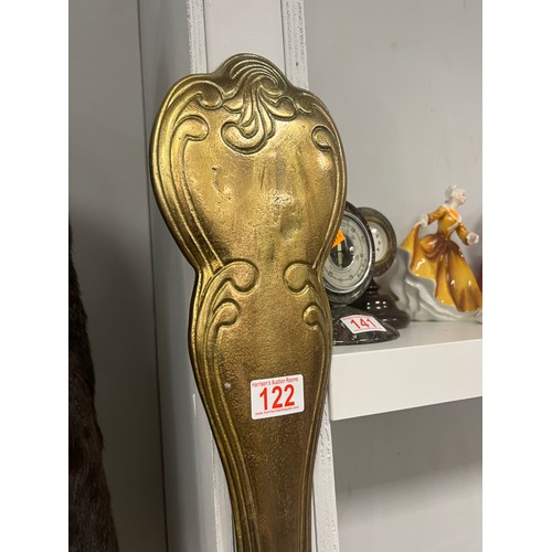 122 - Large wall display spoon / fork knife