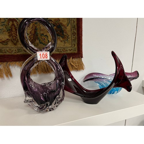 108 - Stunning art glass murano basket + 2 art glass bowls