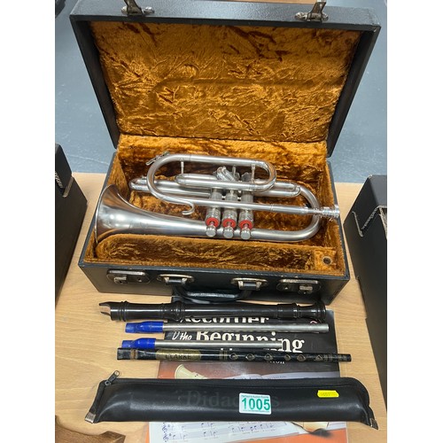 1005 - Trumpet in case besson westminster malta + 3 Vintage tin whistle + 2 recorders