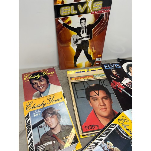 39 - Collection of Elvis presley memrobilia