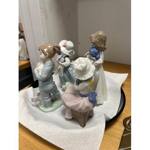 60 - 4 Nao by Lladro figures
