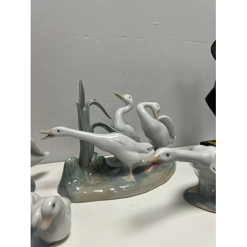 68 - Collection Lladro geese