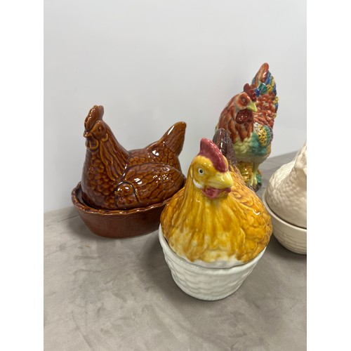 77 - 4 Vintage hen egg holders