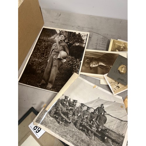 89 - Box vintage photo's etc