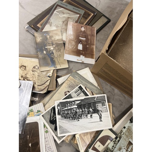 89 - Box vintage photo's etc
