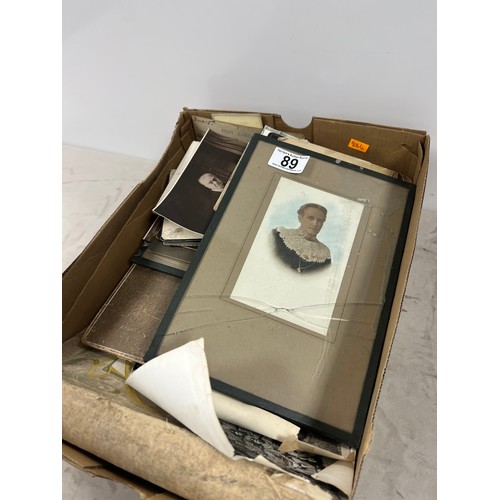 89 - Box vintage photo's etc