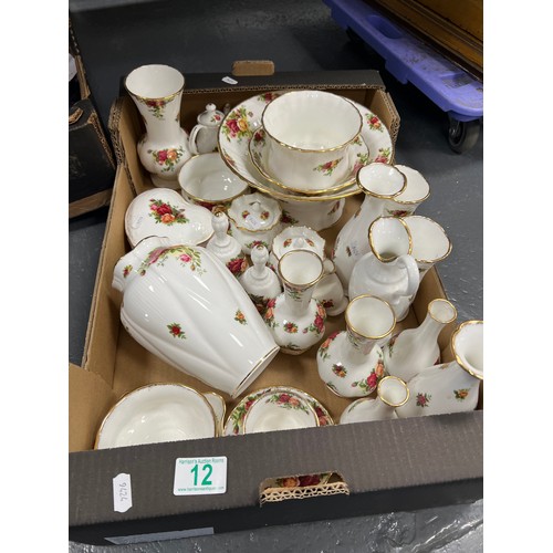 12 - Good box of royal albert country rose pottery