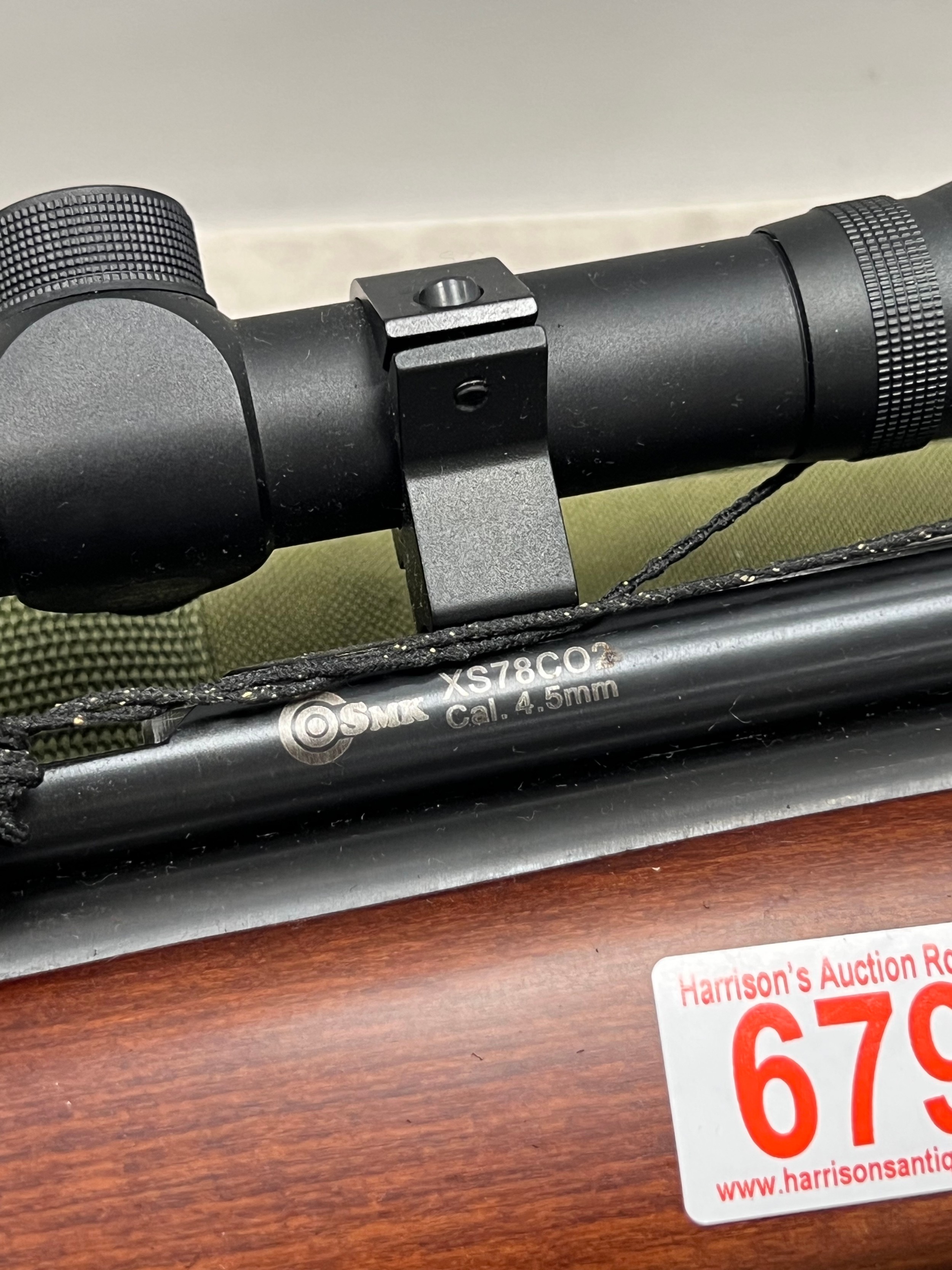 SMK X S78 CO2-177 Air rifle with scopein Bag