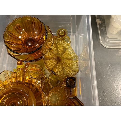54 - Box of vintage amber glassware