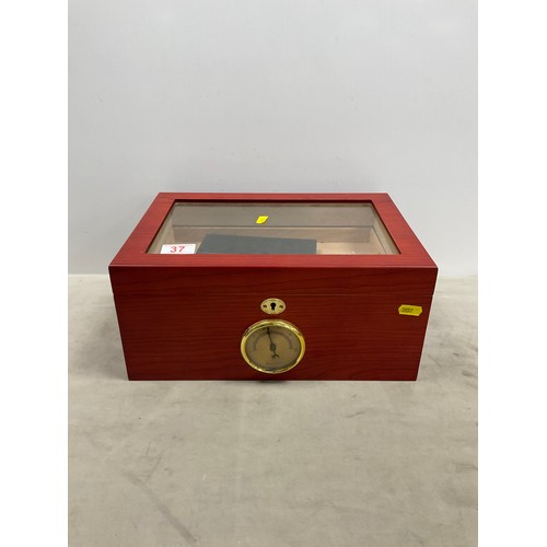 Lot 37        