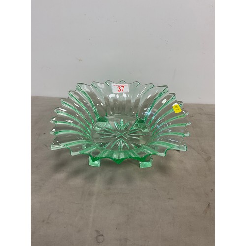 Lot 37        