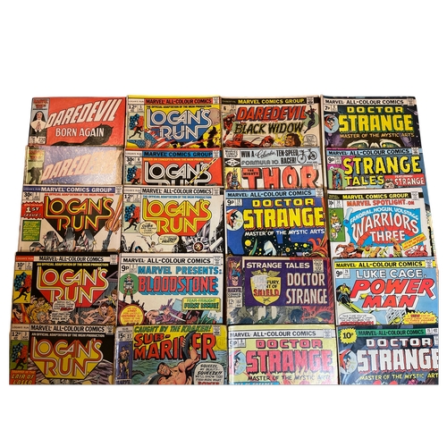 3 - A collection of 25 vintage Marvel super comics, titles as shown, including early 'Silver Surfer' in ... 