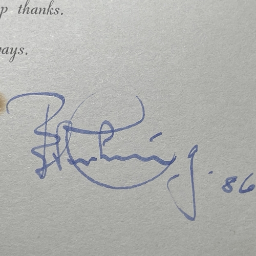 42 - A 1986 Peter Cushing autograph hand signed 'Thank You' letter relating to 'The Helen Cushing Rose', ... 