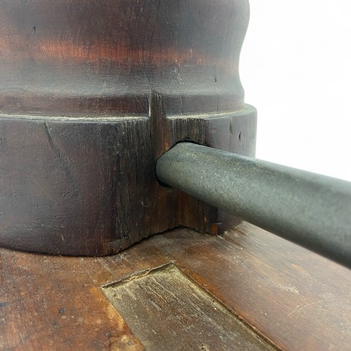 249 - A late 19th or early 20th century carved wood hat makers hat stretcher with screw turning stretch me... 