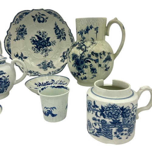 14 - A collection of first period Worcester Blue and White Porcelain, the group includes a plate with 'Hu... 