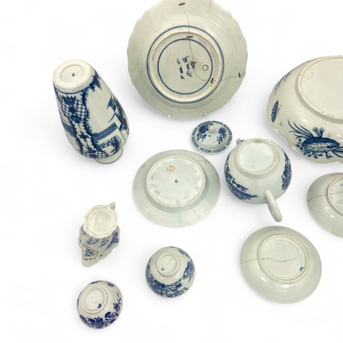 14 - A collection of first period Worcester Blue and White Porcelain, the group includes a plate with 'Hu... 