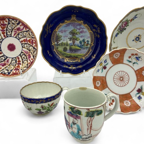 16 - A group of Worcester Porcelain tea bowls and coffee cups, including a 'Pu Tai' coffee cup, a Flight ... 