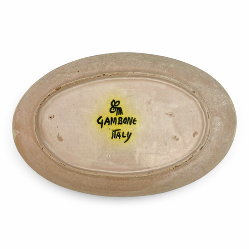 19 - Guido Gambone (Italian, 1909-69), a rare early-mid 1950s oval studio pottery dish hand-decorated in ... 