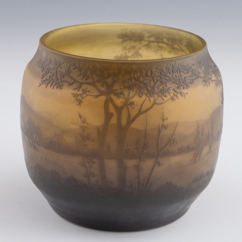 68 - A 1920s Art Nouveau d'Argental cameo vase, with moulded 'D'ARGENTAL' mark and description 'Les trois... 