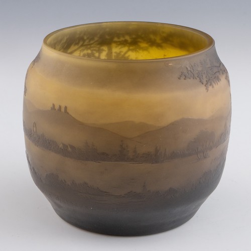 68 - A 1920s Art Nouveau d'Argental cameo vase, with moulded 'D'ARGENTAL' mark and description 'Les trois... 