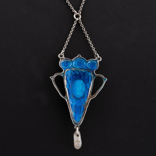 130 - An early 20thC Art Nouveau silver and enamel mother of pearl pendant necklace, c.1900, elongated shi... 