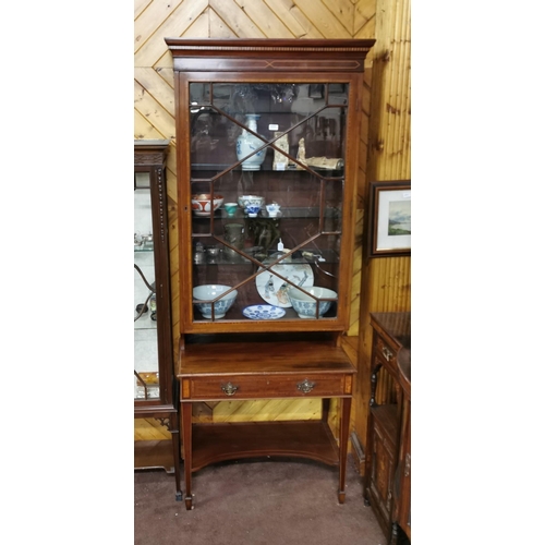 119 - Fine Quality Inlaid Edw. Mahogany Tall Display Cabinet/Bookcase, with a single astragal glazed door ... 