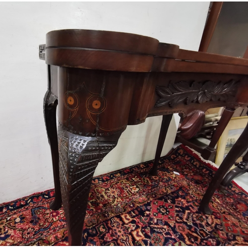 116 - 19thC Continental Mahogany Tea Table, carved tops to the cabriole legs, shell and floral designs to ... 