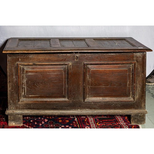 127 - 18thC Georgian Oak Coffer, on bracket feet, with double mounted front panel (plank finish back) and ... 