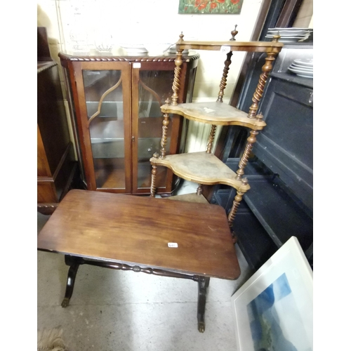 601 - 1950's 2-door Display Cabinet (with glass shelves, a walnut Whatnot (damaged) & modern coffee table ... 