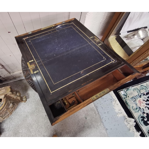 619 - Victorian Walnut Desk Top Writing Box, with a foldover writing slope (some wear to the walnut veneer... 