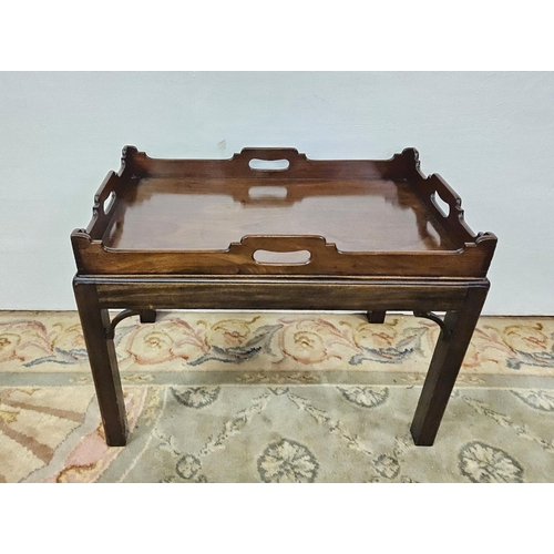 45 - Low-sized Mahogany Butlers Tray Style Side Table on chamfered legs (removeable tray top), (polished)... 