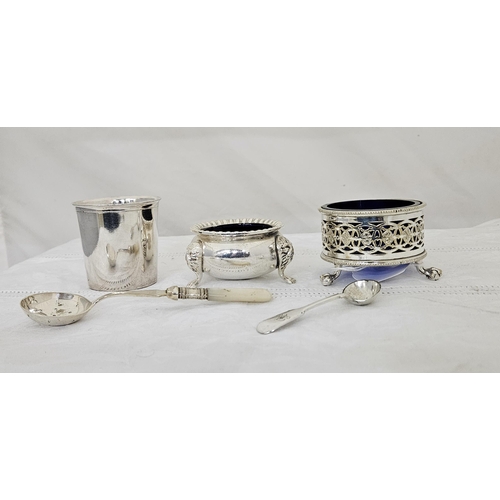 456 - 2 silver plate salt cellars with blue glass liners, a plated mixing pot, mustard spoon & tea straine... 