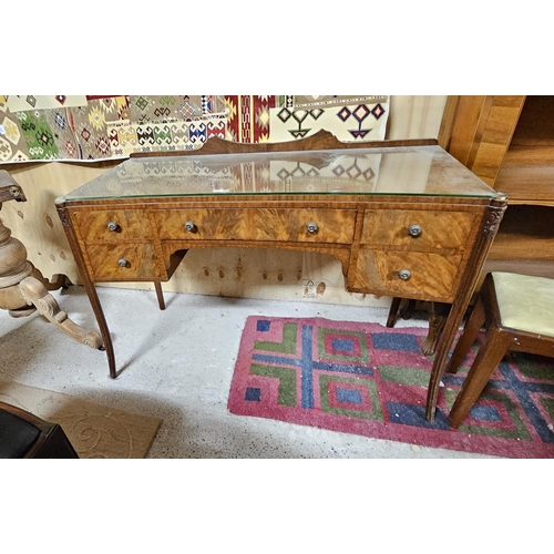 508 - Walnut Dressing Table with drawers (decorative bronze colour knobs), on ribbed splayed front feet, g... 