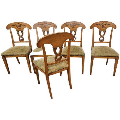 28 - Set of 5 mid-20thC Oak Dining Chairs, the splats decorated with ebony designs  and infinity scrolls,... 