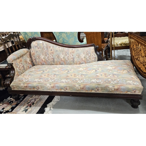 5 - WMIV Mahogany framed Chaise Longue, on turned front and back legs, feature carving to each end, spru... 