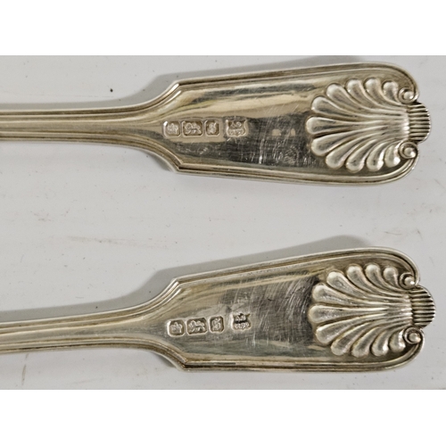 23 - Fine Set of 12 large Sheffield Solid Silver Spoons, hallmarked and dated 1910, by Alexander Clark Ma... 