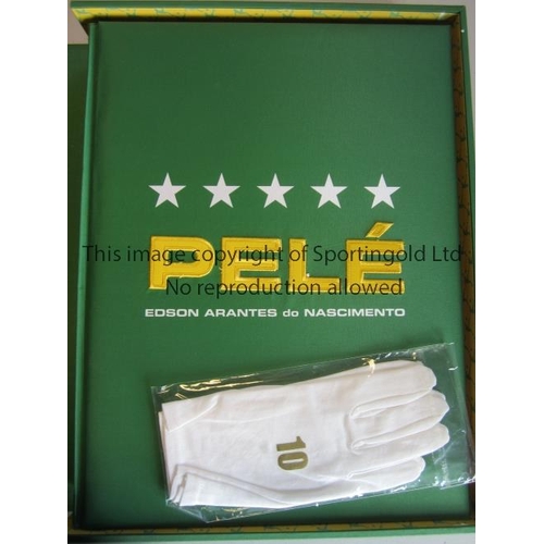 372 - PELE / OPUS STYLE LIMITED EDITION BOOK         Luxury, large format, limited edition number 716 of 2... 