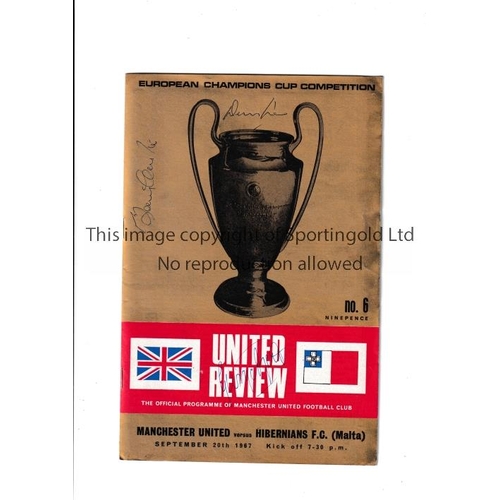 392 - BEST, LAW & CHARLTON AUTOGRAPHS      Programme for the Manchester United European Cup home tie v Hib... 