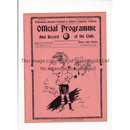 701 - TOTTENHAM HOTSPUR       Programme for the home London Combination match v QPR 29/9/1934, ex-binder. ... 