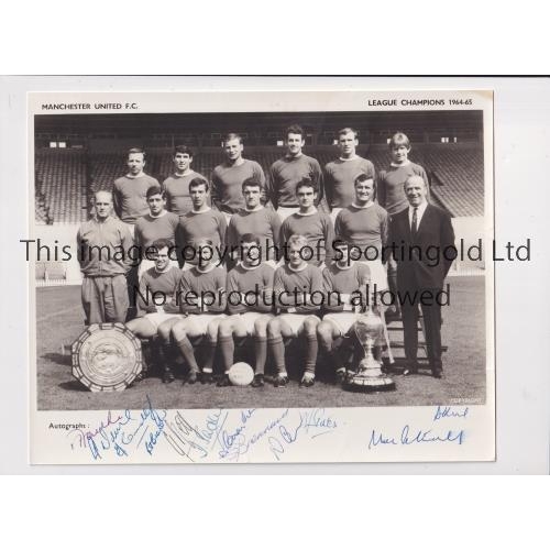 1047 - MANCHESTER UNITED 1964/5 AUTOGRAPHS     An official 10
