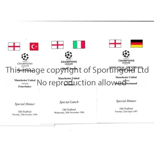 32 - MANCHESTER UNITED   Fourteen white card 4 page menus with the countries flag on the cover for Europe... 