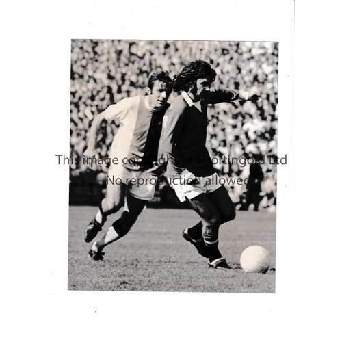 1035 - GEORGE BEST PRESS PHOTOGRAPH        B/W 9