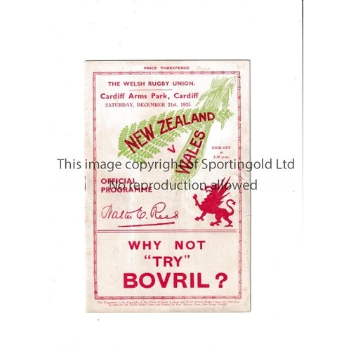 391 - RUGBY UNION 1935 WALES V NEW ZEALAND ALL BLACKS   Original programme for the game at Cardiff Arms on... 