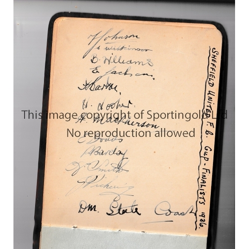 93 - 1930'S FOOTBALL AUTOGRAPHS         Excellent autograph book with over 280 signatures from season 193... 