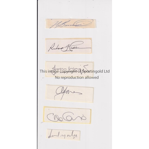 179 - NEW ZEALAND CRICKET AUTOGRAPHS           Five loose signatures on white labels: Jones, Wright, Cairn... 