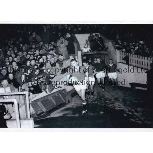 647 - BILL FOULKES 1958     Two autographed 12 x 8 photos of the Manchester United captain leading his tea... 